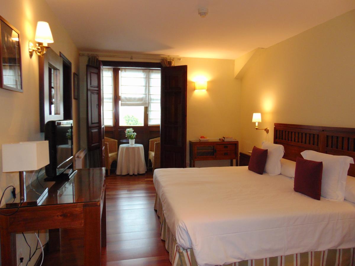 Quinta De Villanueva Colombres Exteriör bild