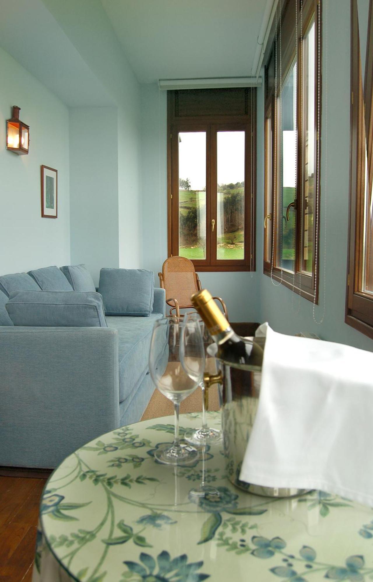 Quinta De Villanueva Colombres Exteriör bild